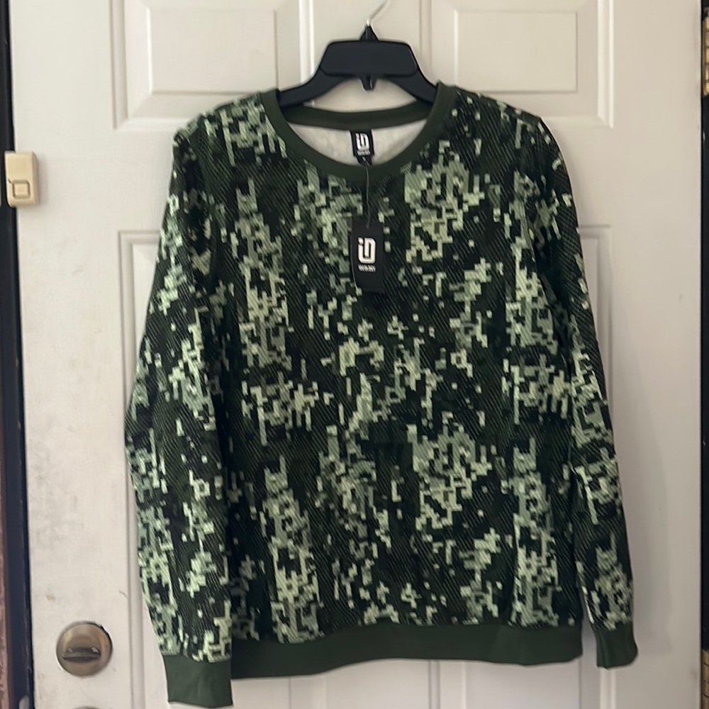 IDEOLOGY GREEN DIGITAL CAMO PRINT SWEATSHIRT: NEW WITH TAGS: SIZE XL